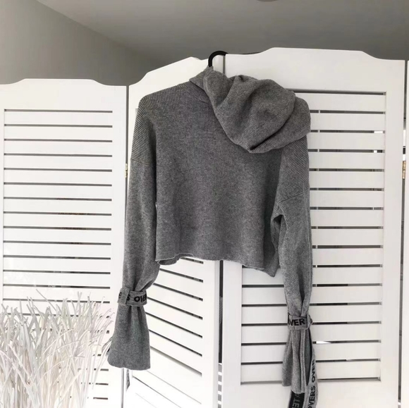H&M hooded sweater - Picture 2 of 3
